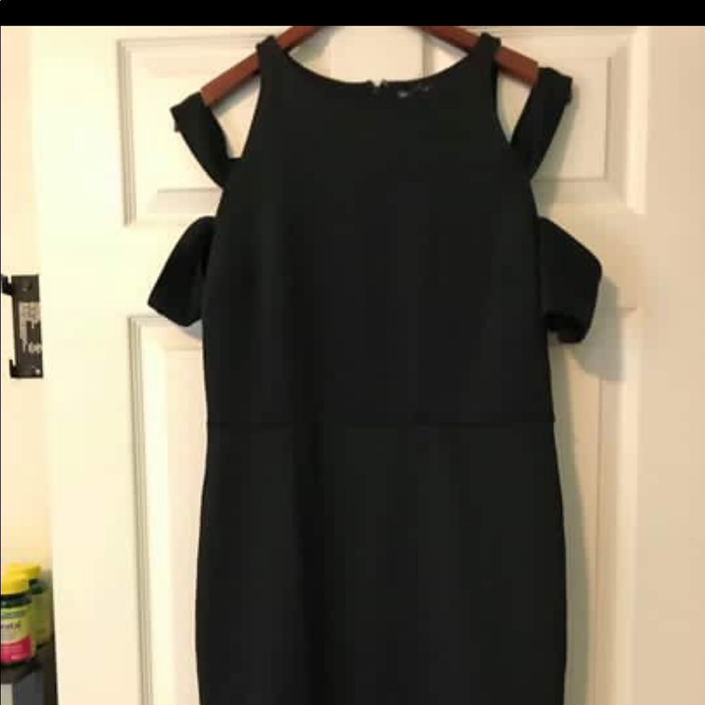 Pretty black dress